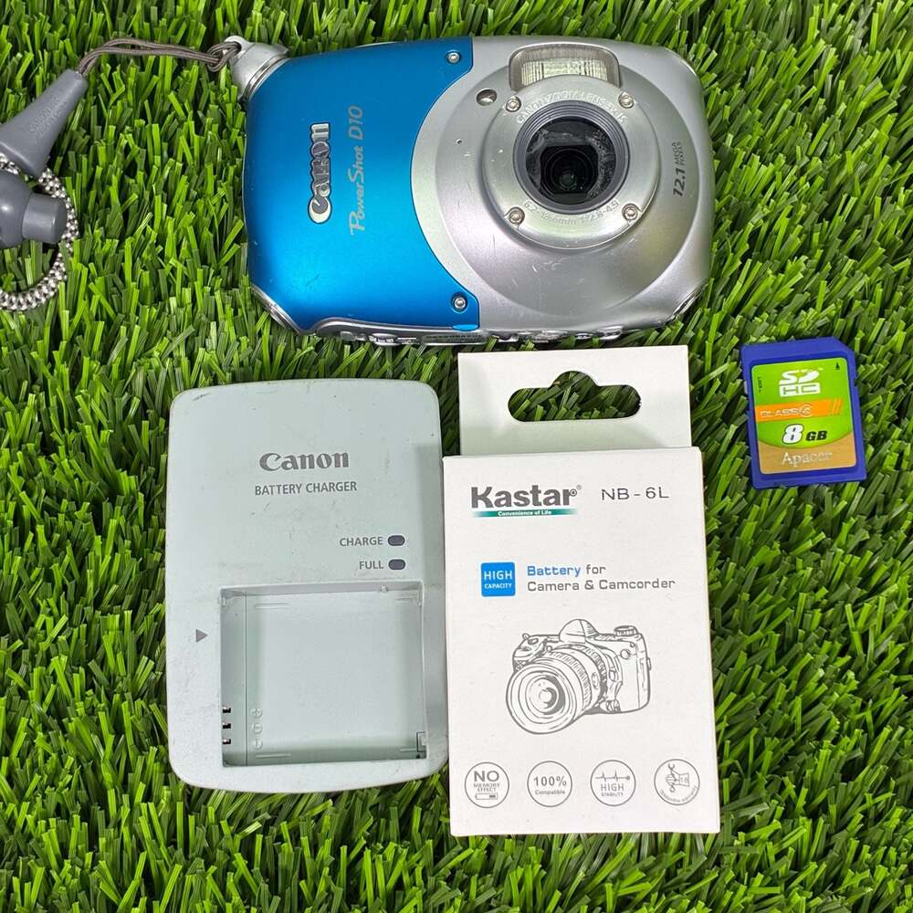 Canon PowerShot D10 12.1 MP Waterproof Digital Camera Bundle with Battery Charge